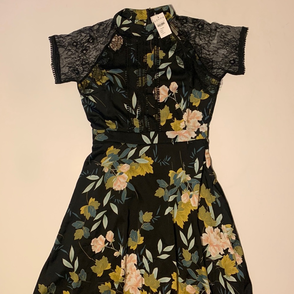 Bohme Black Floral and Lace Midi Dress- NWT- Size Small